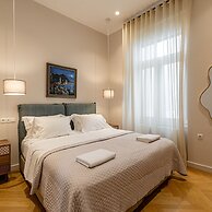 Kolonaki Chic Haven - A Downtown Retreat