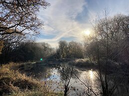 1 Bed 17th Century Stone Cottage in Rural Devon