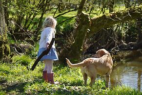 1 Bed 17th Century Stone Cottage in Rural Devon