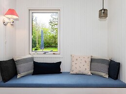 6 Person Holiday Home in Veslos