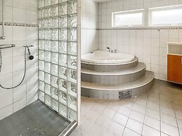 8 Person Holiday Home in Yngsjo-by Traum