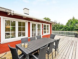 6 Person Holiday Home in Aabenraa