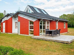 6 Person Holiday Home in Vemb-by Traum