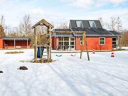 6 Person Holiday Home in Vemb-by Traum