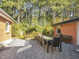 14 Person Holiday Home in Romo