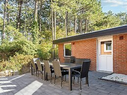 14 Person Holiday Home in Romo