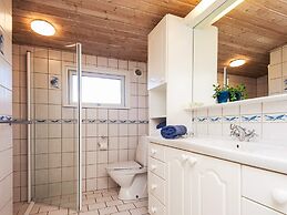 8 Person Holiday Home in Grenaa