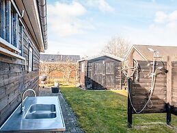 8 Person Holiday Home in Grenaa
