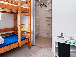 8 Person Holiday Home in Grenaa