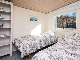 8 Person Holiday Home in Grenaa