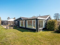 8 Person Holiday Home in Grenaa