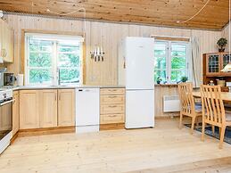 6 Person Holiday Home in Glesborg-by Traum