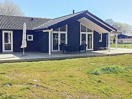 10 Person Holiday Home in Idestrup