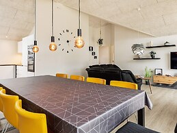 10 Person Holiday Home in Idestrup