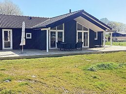 10 Person Holiday Home in Idestrup