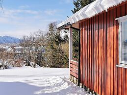 7 Person Holiday Home in Sortland-by Traum