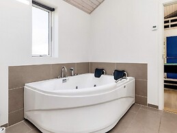 8 Person Holiday Home in Hals-by Traum