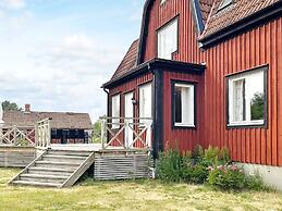 8 Person Holiday Home in Vetlanda-by Traum