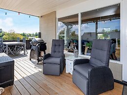 6 Person Holiday Home in Roslev