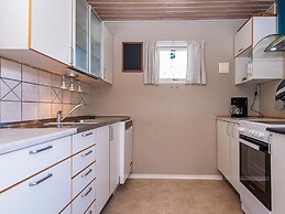 6 Person Holiday Home in Hemmet