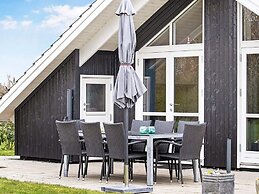 6 Person Holiday Home in Sydals