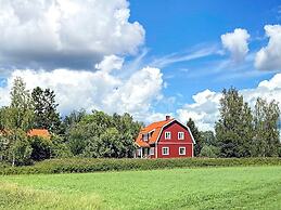 8 Person Holiday Home in Vastra Amtervik-by Traum