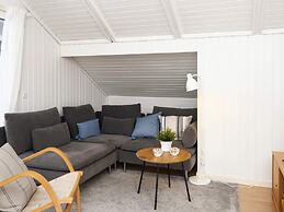 6 Person Holiday Home in Juelsminde