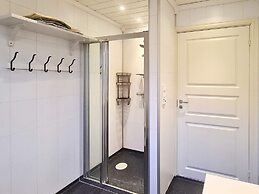 5 Person Holiday Home in Lonevag-by Traum