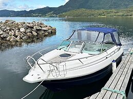 6 Person Holiday Home in Averoy-by Traum