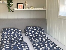 6 Person Holiday Home in Averoy-by Traum