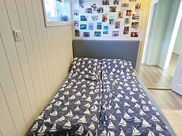 6 Person Holiday Home in Averoy-by Traum