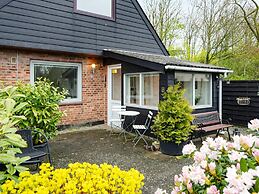 6 Person Holiday Home in Skaerbaek-by Traum