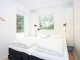 8 Person Holiday Home in Vemb