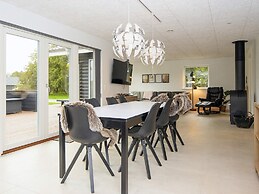 8 Person Holiday Home in Vemb