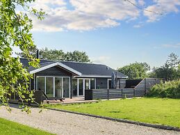 8 Person Holiday Home in Vemb
