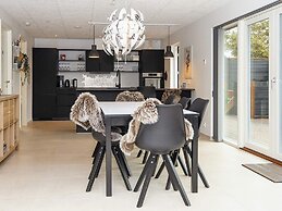 8 Person Holiday Home in Vemb