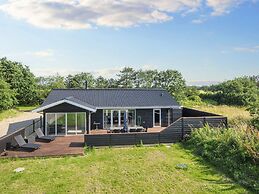 8 Person Holiday Home in Vemb