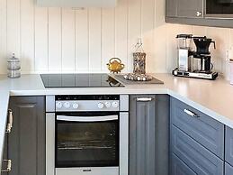 6 Person Holiday Home in Korssund