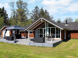 8 Person Holiday Home in Hadsund