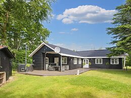 6 Person Holiday Home in Thyholm