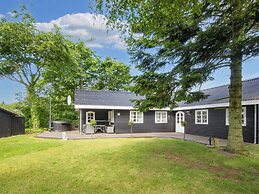 6 Person Holiday Home in Thyholm