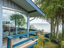 6 Person Holiday Home in Bjert
