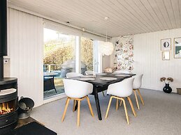 6 Person Holiday Home in Bjert