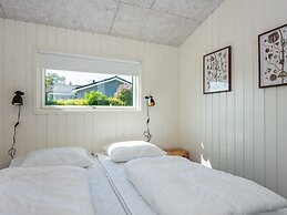 6 Person Holiday Home in Ronde