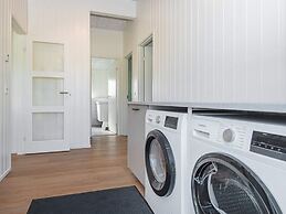 6 Person Holiday Home in Ronde