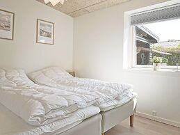 6 Person Holiday Home in Ronne-by Traum