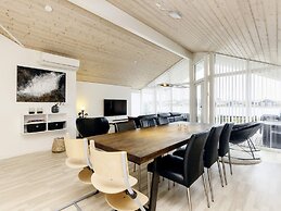 6 Person Holiday Home in Vaeggerlose