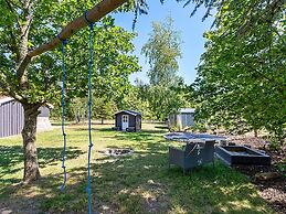 7 Person Holiday Home in Hojslev