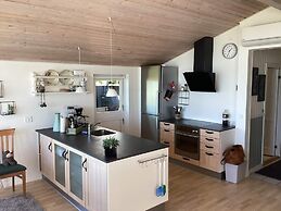 7 Person Holiday Home in Hojslev