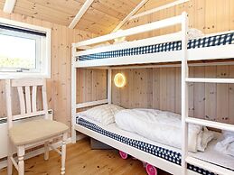 6 Person Holiday Home in Vaeggerlose